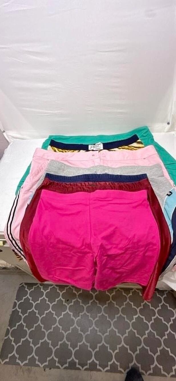 Lot of 7 Womens XL Shorts Bike Shorts Skorts Athletic Spandex Gym Workout Mix